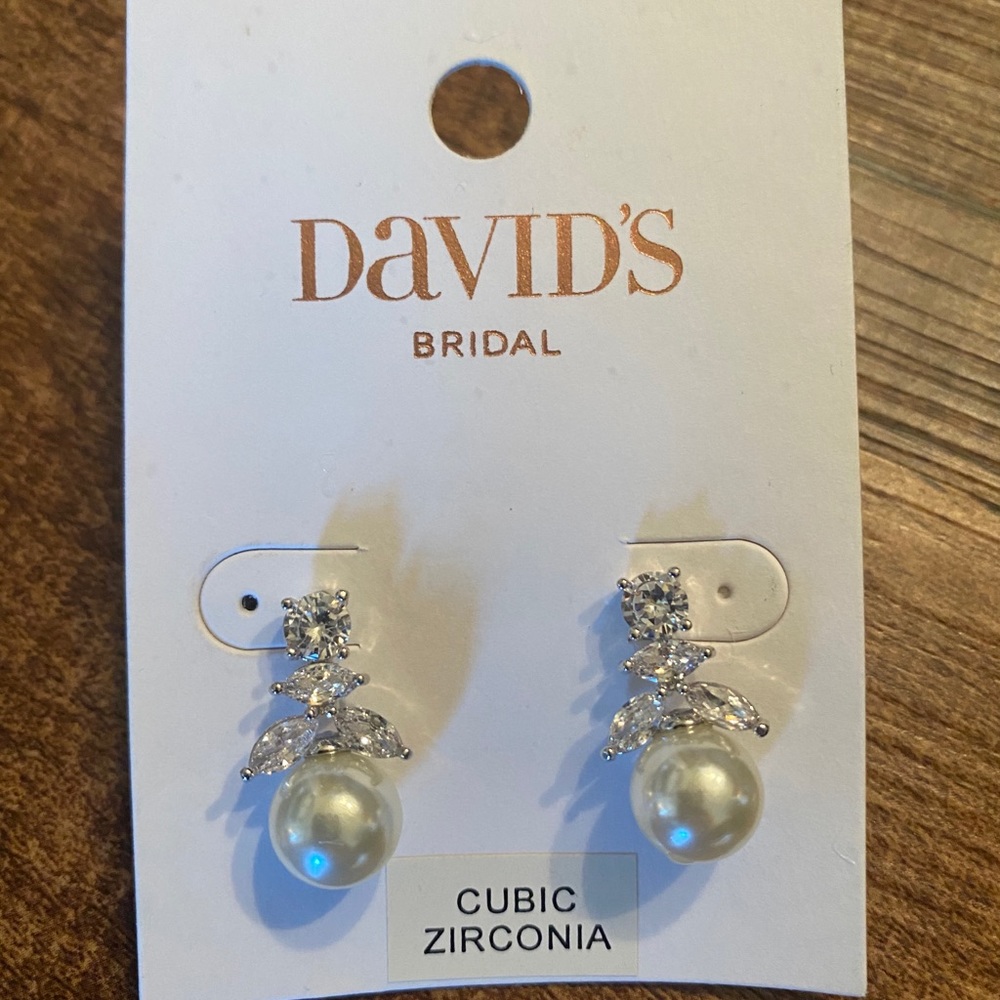 David’s Bridal Earrings